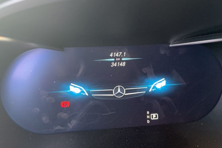 Used Mercedes-Benz C-Class 2020 Facelifted C 260 Estate Odometer Close Up