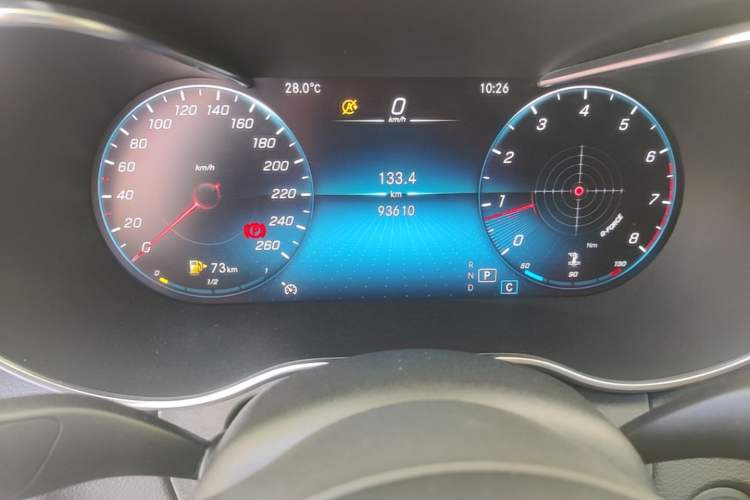 Used Mercedes-Benz C-Class 2020 Updated C 200 L Fashion Edition Odometer Close Up
