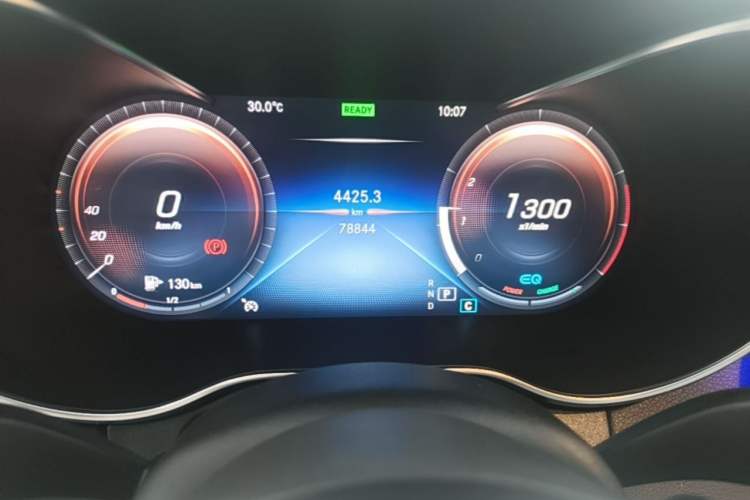 Used Mercedes-Benz C-Class 2020 Restyled C 260 L Sport Edition Odometer Close Up