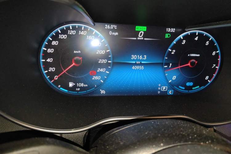 Used Mercedes-Benz C-Class 2020 C 260 Coupe Odometer Close Up