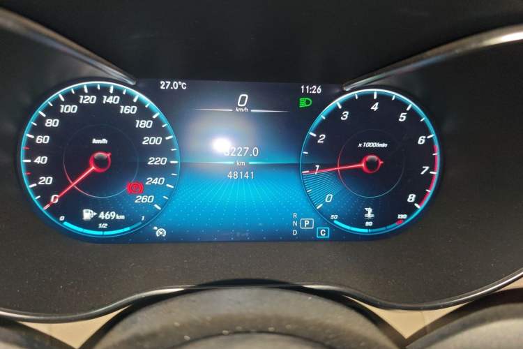Used Mercedes-Benz C-Class 2020 C 200 Coupe Odometer Close Up