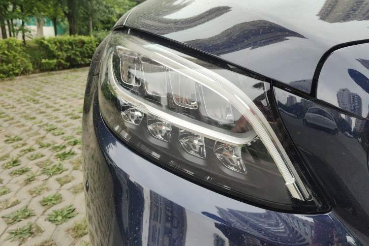 Used Mercedes-Benz C-Class 2020 C 260 L Sport Edition Right Front Headlight