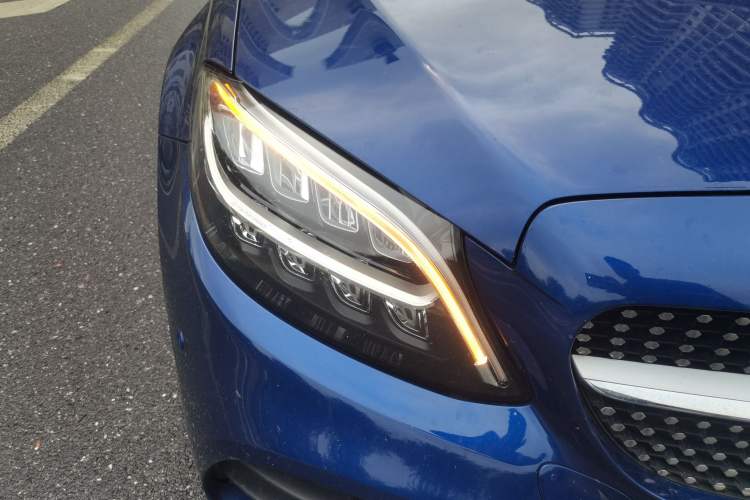 Used Mercedes-Benz C-Class 2020 C 260 L Sport Edition Right Front Headlight