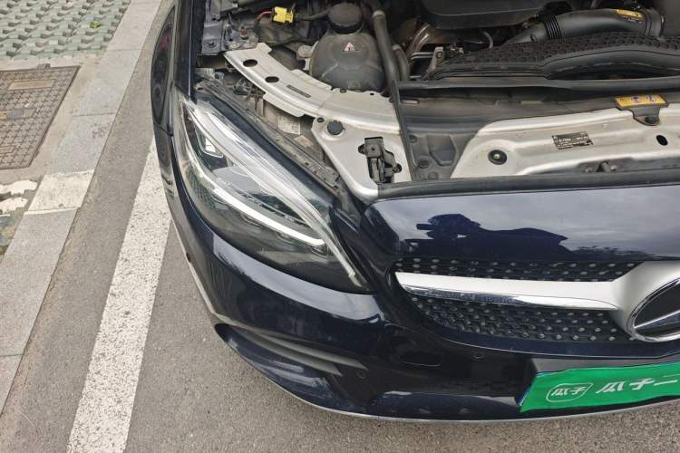 Used Mercedes-Benz C-Class 2020 Restyled C 260 L Sport Edition Right Front Headlight