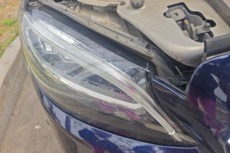 Used Mercedes-Benz C-Class 2020 C 260 L Sport Edition Right Front Headlight