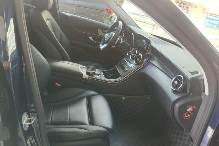 Used Mercedes-Benz C-Class 2020 C 260 L Sport Edition Right Front Seat