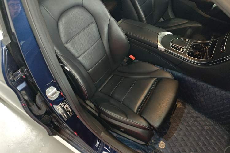 Used Mercedes-Benz C-Class 2020 C 260 L Sport Edition Right Front Seat