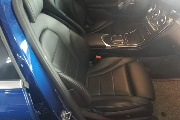 Used Mercedes-Benz C-Class 2020 C 260 L Sport Edition Right Front Seat