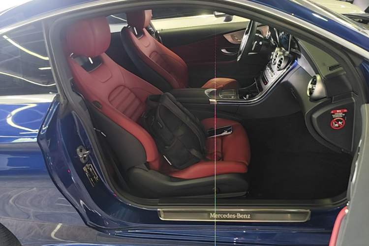 Used Mercedes-Benz C-Class 2020 C 260 Coupe Right Front Seat