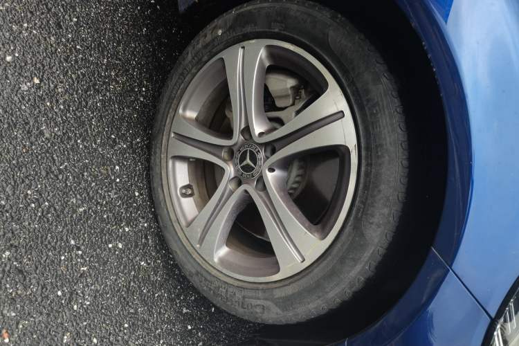 Used Mercedes-Benz C-Class 2020 C 260 L Sport Edition Right Front Wheel Hub