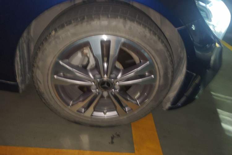 Used Mercedes-Benz C-Class 2020 C 200 L Fashion Edition Sport Version Right Front Wheel Hub