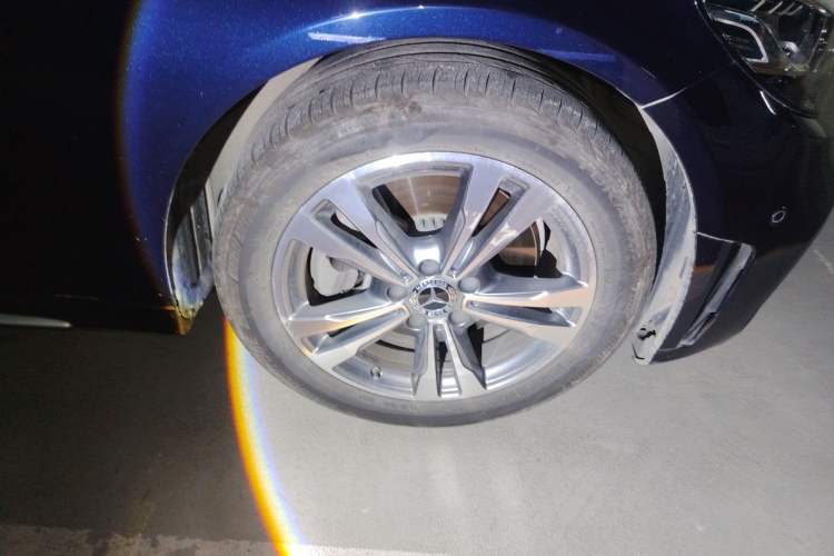 Used Mercedes-Benz C-Class 2020 C 200 L Fashion Edition Sport Version Right Front Wheel Hub