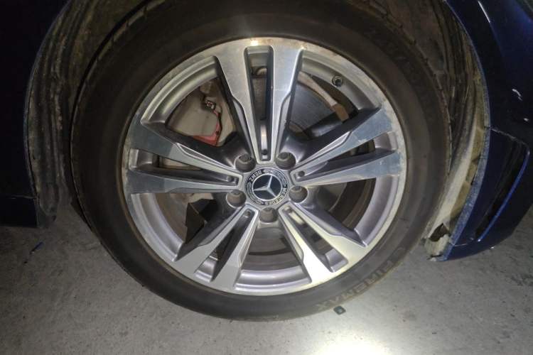 Used Mercedes-Benz C-Class 2020 C 200 L Fashion Edition Sport Version Right Front Wheel Hub
