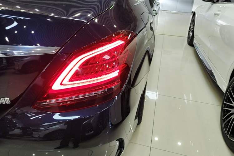 Used Mercedes-Benz C-Class 2020 Restyled C 260 L Sport Edition Right Rear Taillight