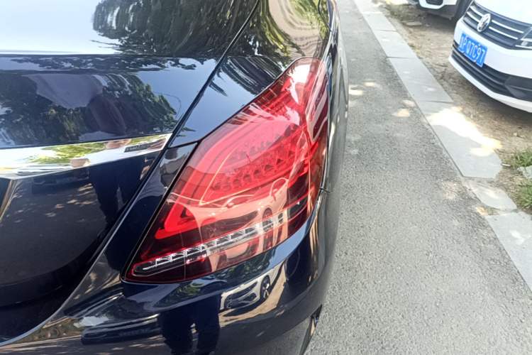 Used Mercedes-Benz C-Class 2020 C 260 L Sport Edition Right Rear Taillight