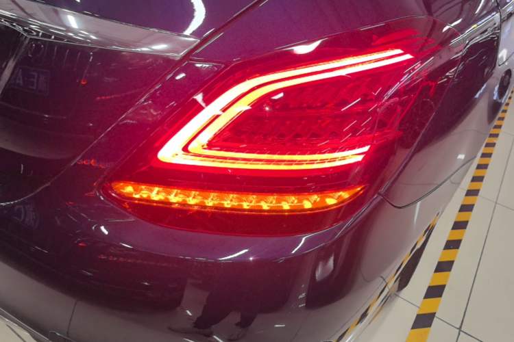 Used Mercedes-Benz C-Class 2020 Restyled C 260 L Sport Edition Right Rear Taillight