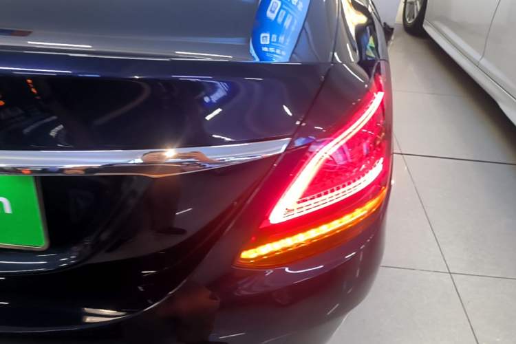 Used Mercedes-Benz C-Class 2020 C 260 L Sport Edition Right Rear Taillight