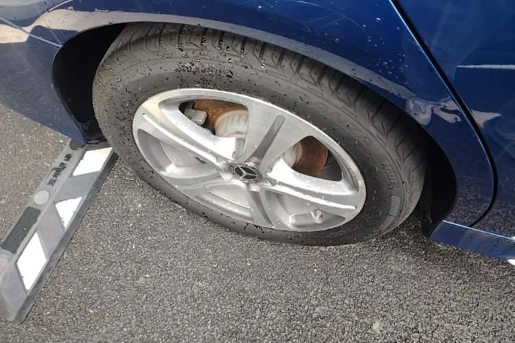 Used Mercedes-Benz C-Class 2020 C 260 L Sport Edition Right Rear Wheel Hub
