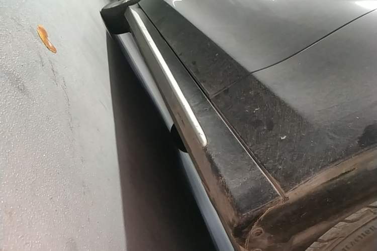 Used Mercedes-Benz C-Class 2020 Restyled C 260 L Sport Edition Right Side Sill