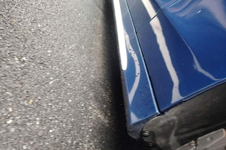 Used Mercedes-Benz C-Class 2020 C 260 L Sport Edition Right Side Sill
