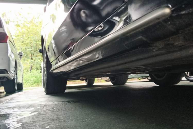 Used Mercedes-Benz C-Class 2020 C 200 L Fashion Edition Sport Version Right Side Sill
