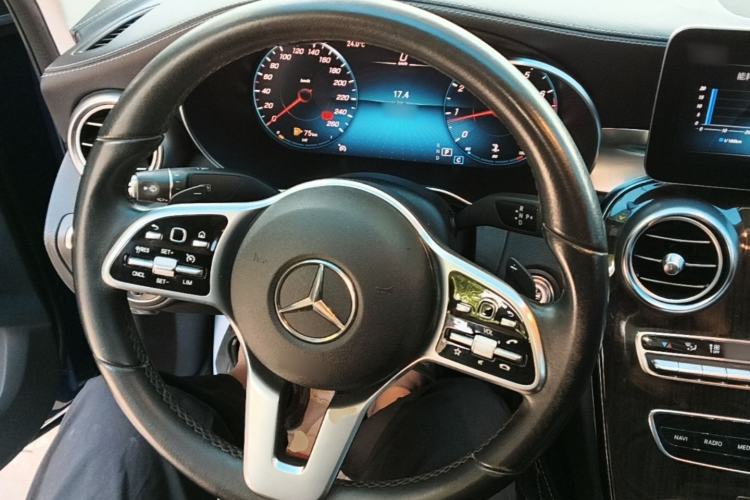 Used Mercedes-Benz C-Class 2020 Updated C 200 L Fashion Edition Steering Wheel