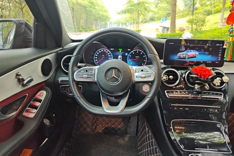 Used Mercedes-Benz C-Class 2020 Restyled C 260 Sport Edition Steering Wheel