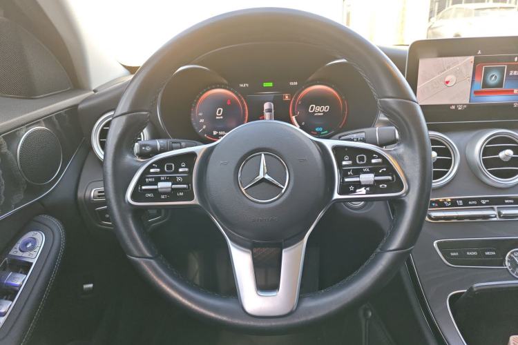 Used Mercedes-Benz C-Class 2020 Facelifted C 260 Estate Steering Wheel