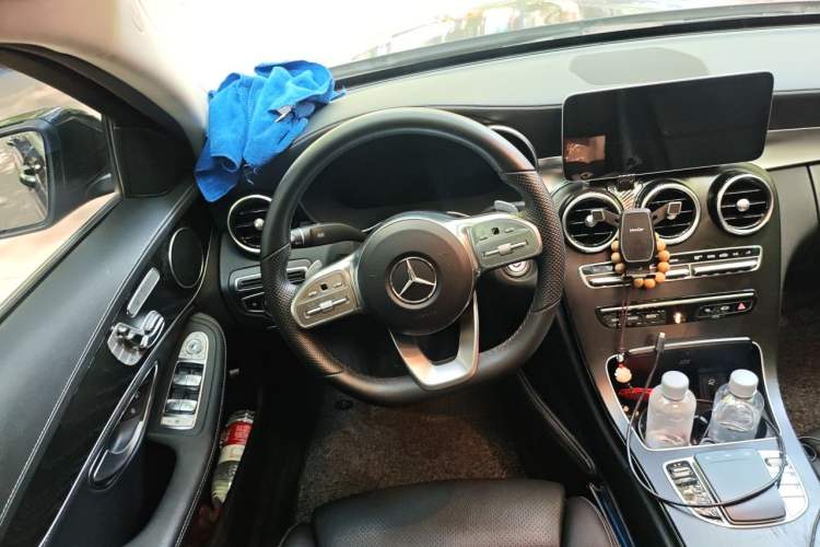 Used Mercedes-Benz C-Class 2020 Restyled C 260 L Sport Edition Steering Wheel