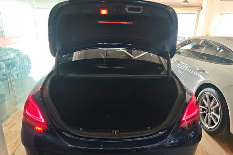 Used Mercedes-Benz C-Class 2020 C 260 Sport Edition Trunk