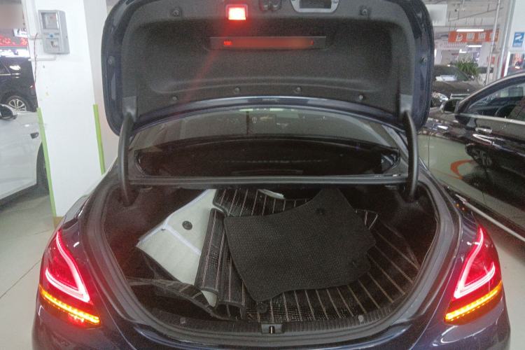Used Mercedes-Benz C-Class 2020 C 260 L Sport Edition Trunk
