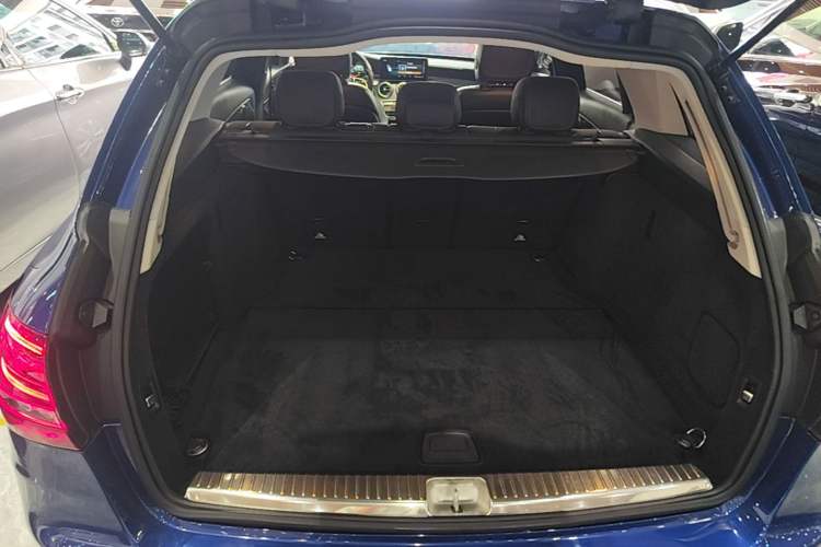 Used Mercedes-Benz C-Class 2020 Restyled C 200 Estate Trunk