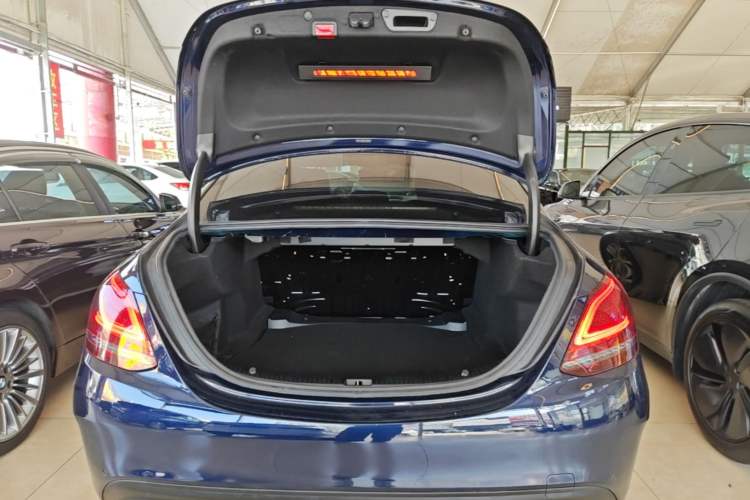 Used Mercedes-Benz C-Class 2020 Restyled C 200 L Fashion Edition Sport Version Trunk