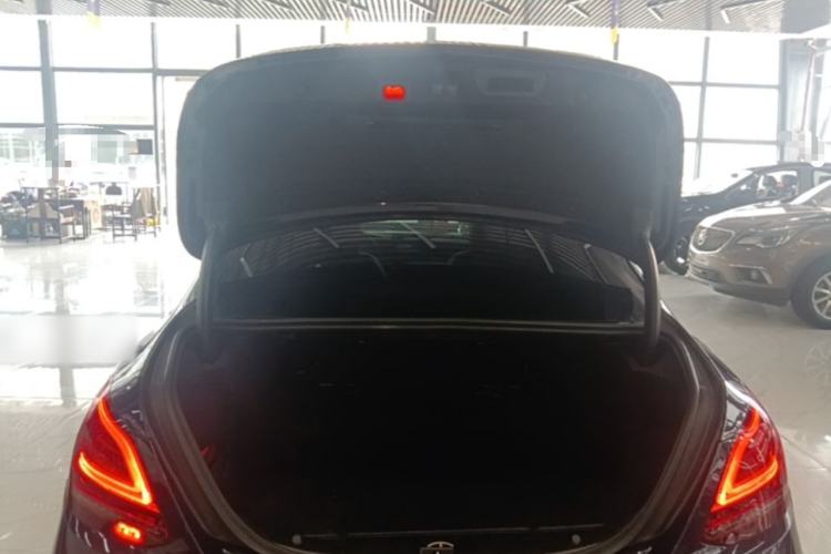 Used Mercedes-Benz C-Class 2020 Restyled C 200 L Fashion Edition Sport Version Trunk