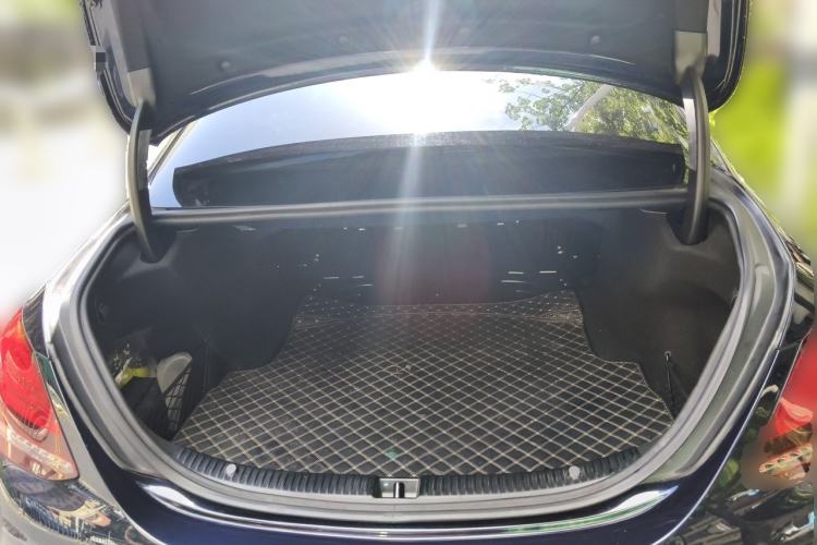 Used Mercedes-Benz C-Class 2020 Restyled C 260 L Sport Edition Trunk