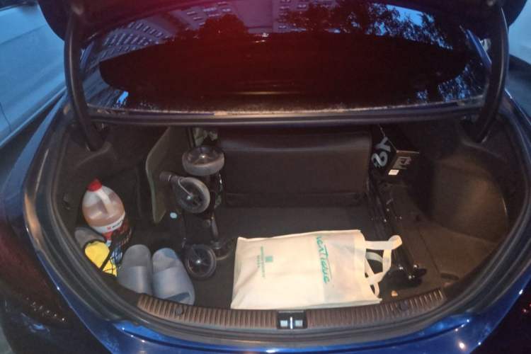 Used Mercedes-Benz C-Class 2020 C 200 L Fashion Edition Sport Version Trunk
