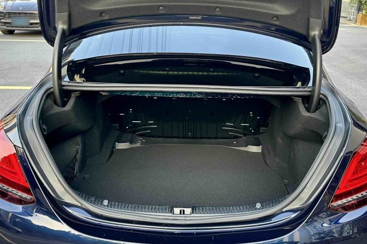 Used Mercedes-Benz C-Class 2020 C 200 L Fashion Edition Sport Version Trunk