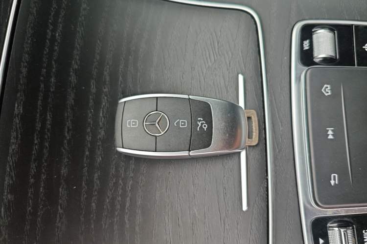 Used Mercedes-Benz C-Class 2020 C 200 L Fashion Edition Sport Version Vehicle Key