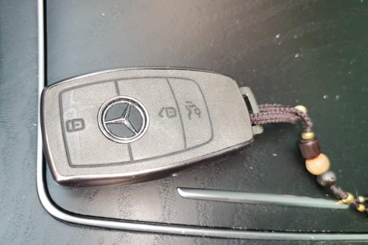 Used Mercedes-Benz C-Class 2020 C 260 L Sport Edition Vehicle Key
