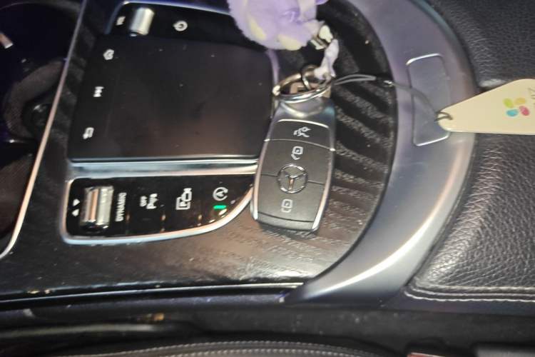 Used Mercedes-Benz C-Class 2020 Restyled C 260 L Sport Edition Vehicle Key