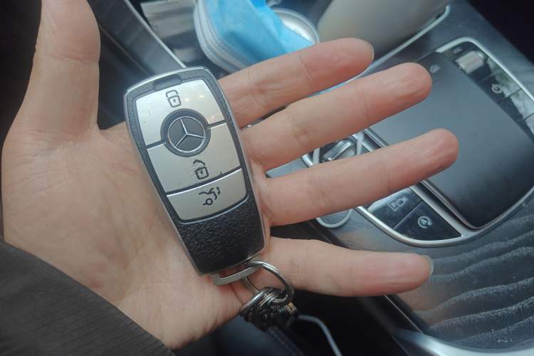 Used Mercedes-Benz C-Class 2020 C 200 L Fashion Edition Sport Version Vehicle Key