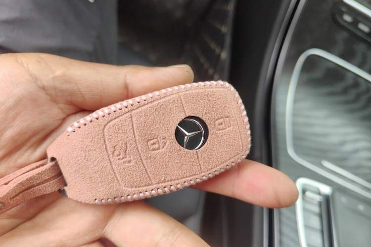 Used Mercedes-Benz C-Class 2020 C 260 L Sport Edition Vehicle Key