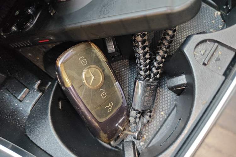 Used Mercedes-Benz C-Class 2020 C 260 L Sport Edition Vehicle Key