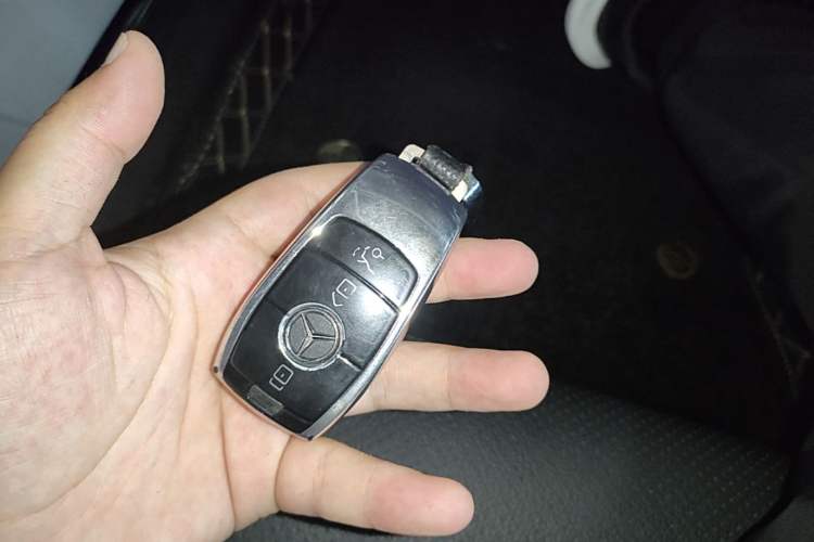 Used Mercedes-Benz C-Class 2020 Restyled C 200 L Fashion Edition Sport Version Vehicle Key