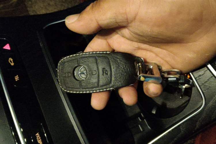 Used Mercedes-Benz C-Class 2020 C 260 L Sport Edition Vehicle Key