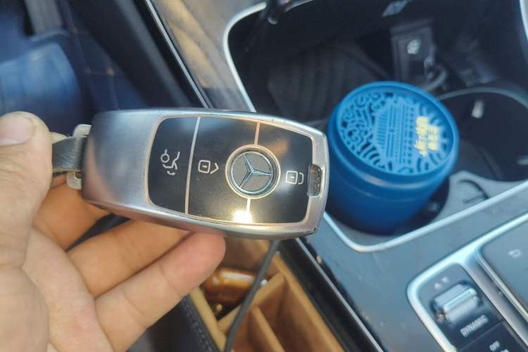 Used Mercedes-Benz C-Class 2020 C 260 L Sport Edition Vehicle Key