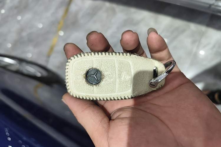 Used Mercedes-Benz C-Class 2020 Restyled C 200 Estate Vehicle Key