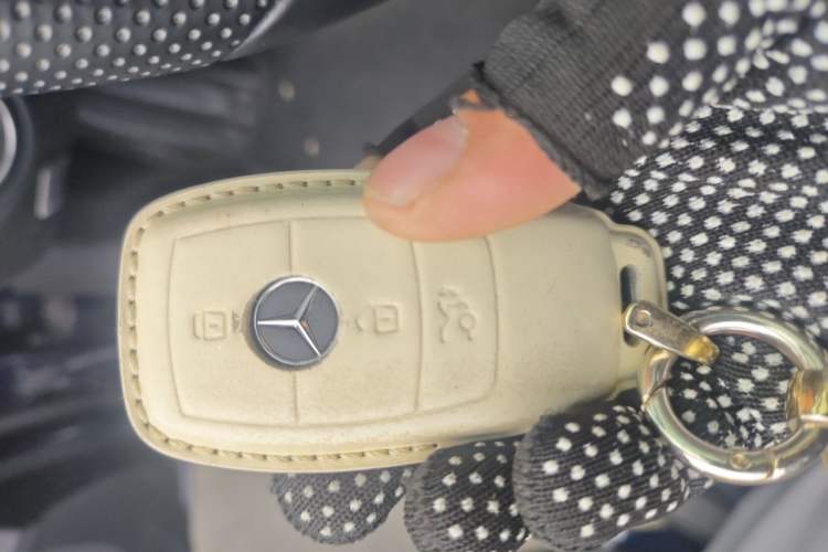 Used Mercedes-Benz C-Class 2020 C 260 L Sport Edition Vehicle Key