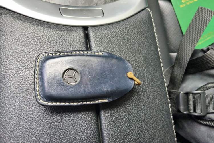 Used Mercedes-Benz C-Class 2020 Restyled C 260 L Sport Edition Vehicle Key
