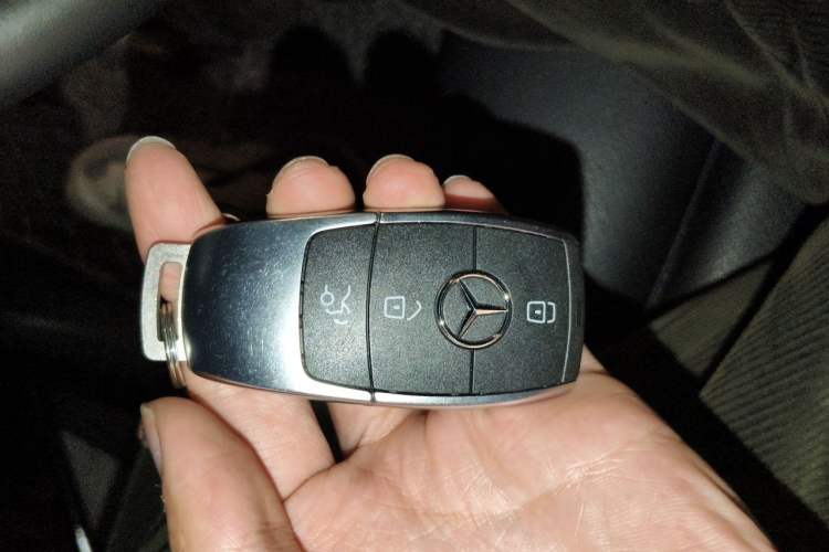Used Mercedes-Benz C-Class 2020 C 260 L Sport Edition Vehicle Key